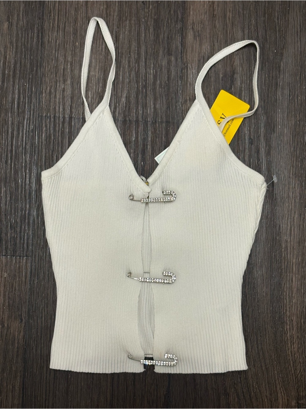 Papaya Daisy White Ribbed Rhinestone Safety Pin Tank Top Size M NWT